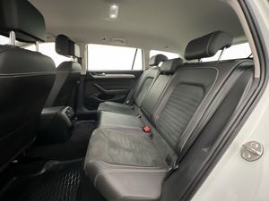 Volkswagen Passat bild 21