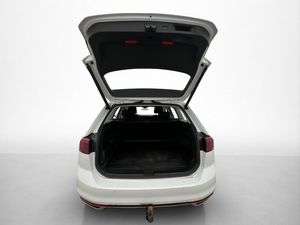 Volkswagen Passat bild 9