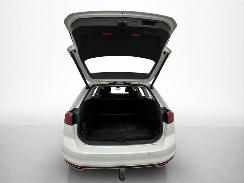 Volkswagen Passat bild 9