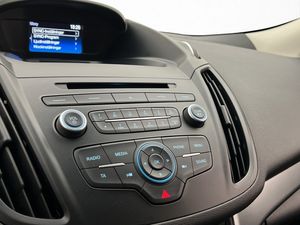 Ford Kuga bild 21