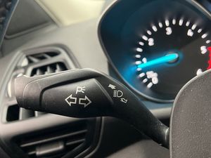 Ford Kuga bild 27