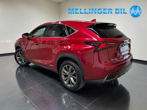 Lexus NX bild 3