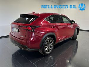 Lexus NX bild 4