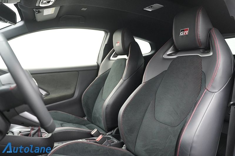 Toyota Yaris bild 17