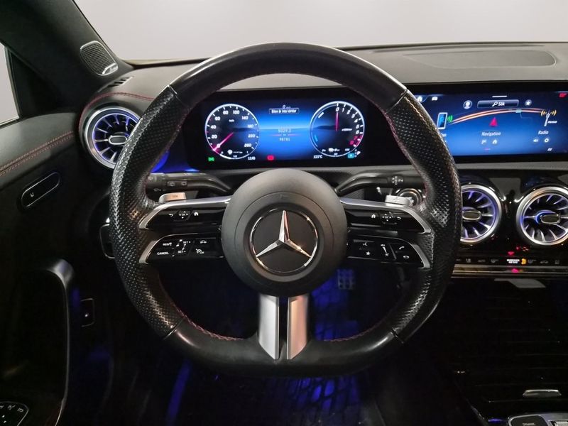 Mercedes CLA250 bild 15