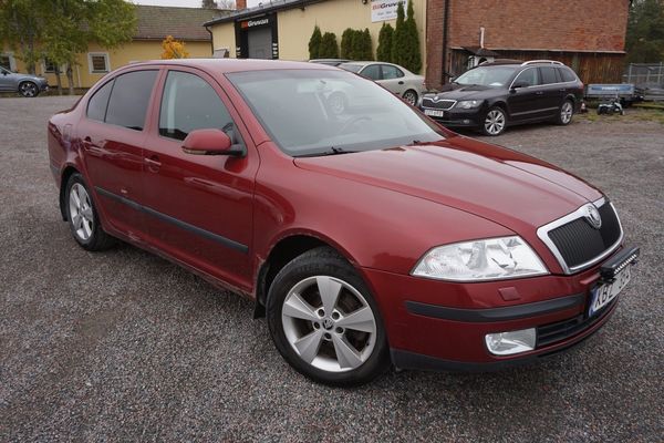 Skoda Octavia 1.6 FSI Drag / M-värmare / Nybes - 2005