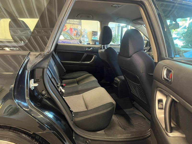 Subaru Legacy bild 15