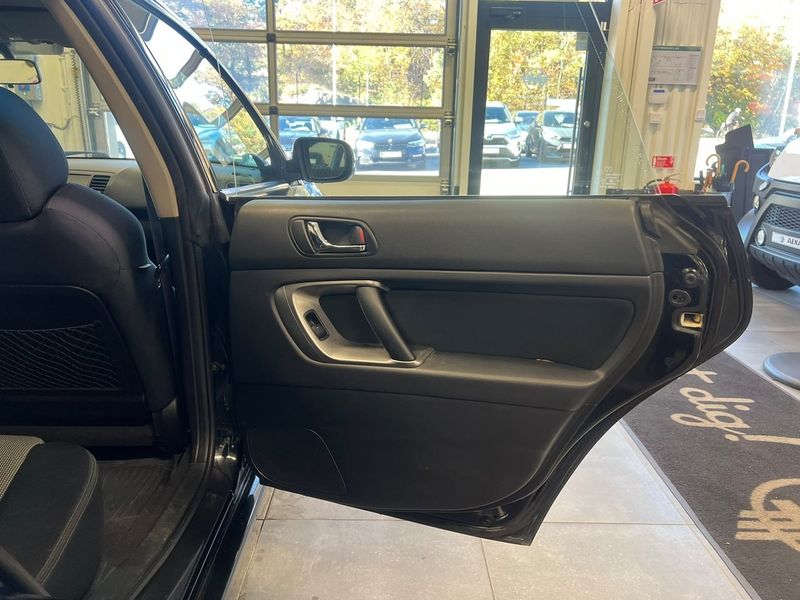 Subaru Legacy bild 14