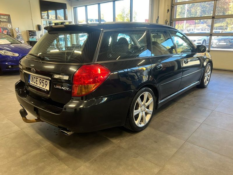 Subaru Legacy bild 7