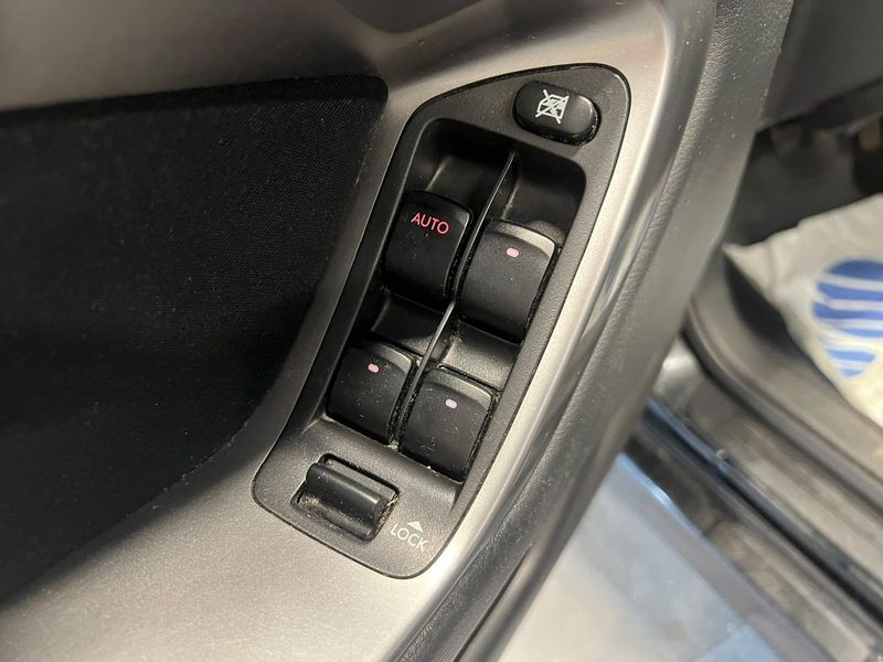 Subaru Legacy bild 24