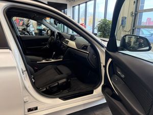 BMW 318 bild 12