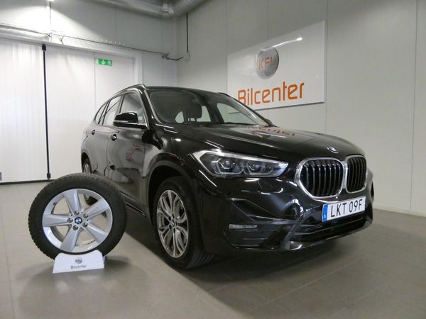 BMW X1 sDrive20i Sport line Aut-HUD-Navi-PDC-SoV - 2021