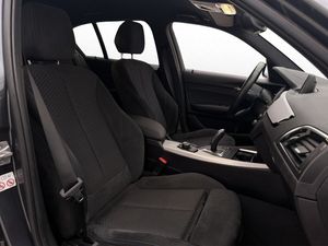 BMW 118 bild 23
