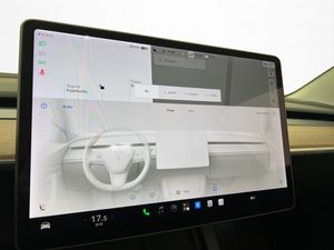 Tesla Model 3 bild 27