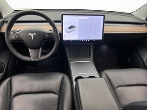 Tesla Model 3 bild 16