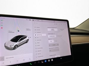 Tesla Model 3 bild 29