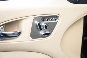 Jaguar XK bild 22