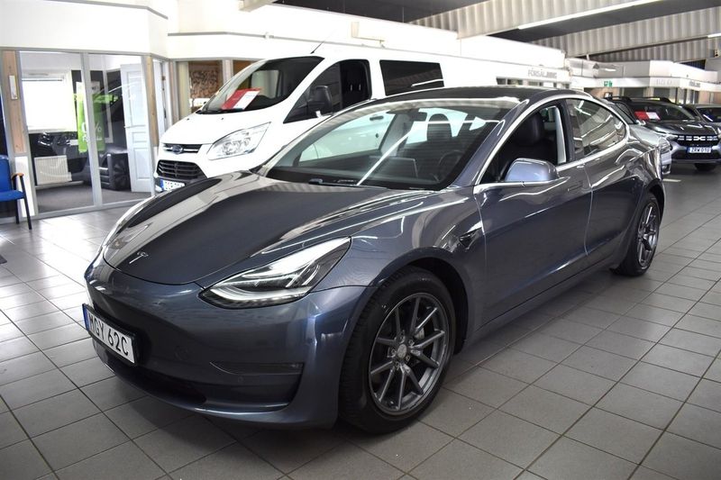 Tesla Model 3 bild 15