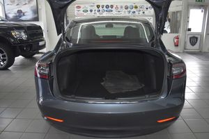 Tesla Model 3 bild 14