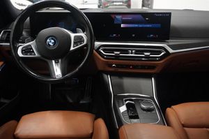 BMW 330 bild 10