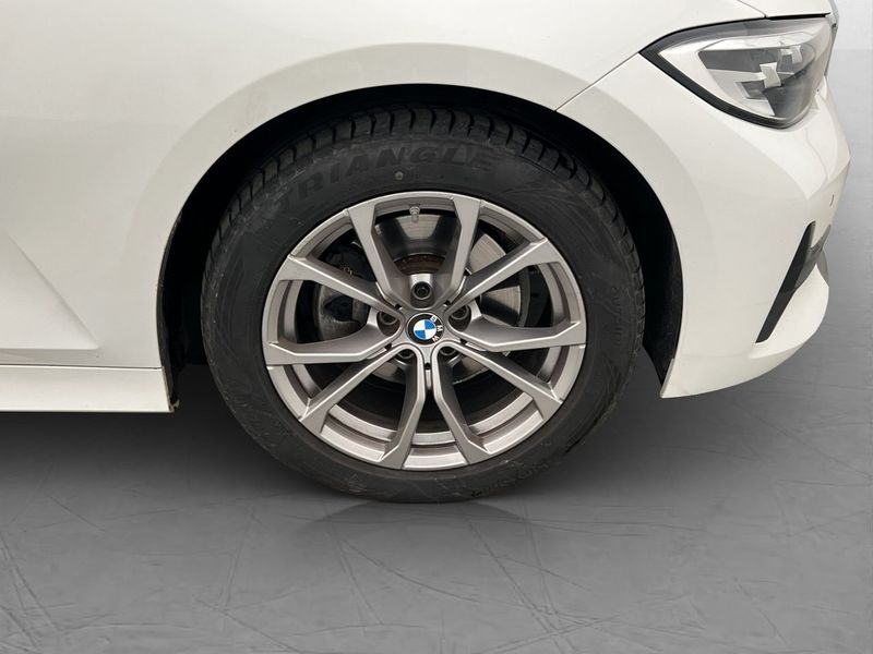 BMW 320 bild 31