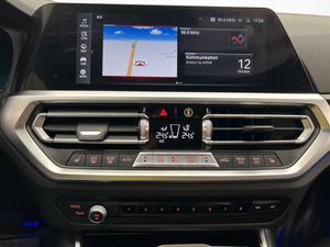 BMW 320 bild 24