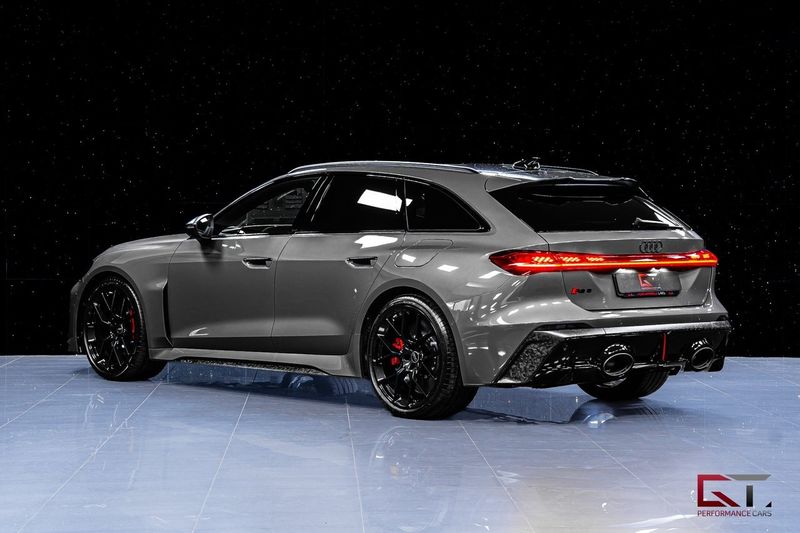 Audi RS5 bild 9