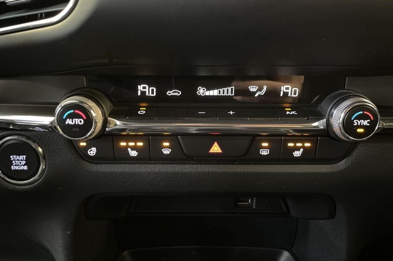 Mazda CX-30 bild 25