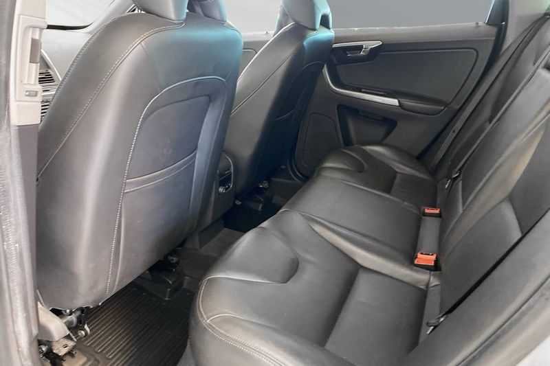 Volvo XC60 bild 8