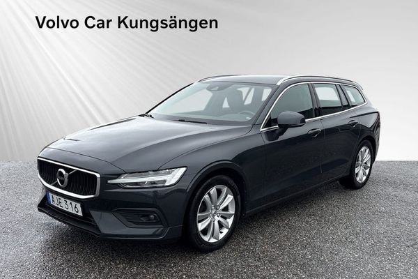 Volvo V60 D3 Momentum Adv DRAG/KAMERA/CARPLAY - 2019
