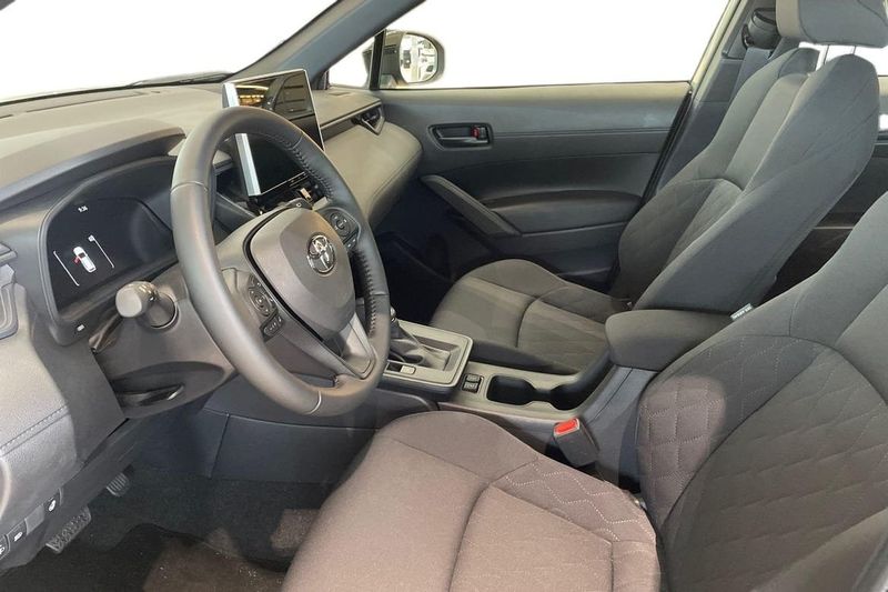 Toyota Corolla Cross bild 14