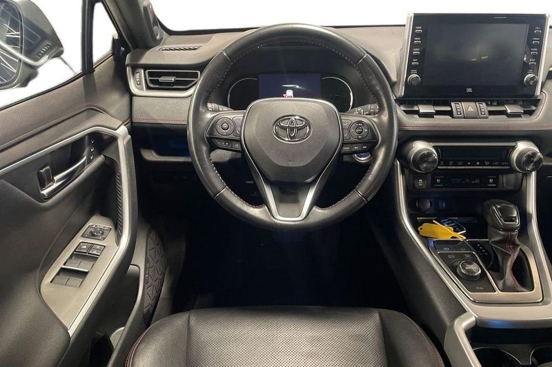 Toyota RAV4 bild 11