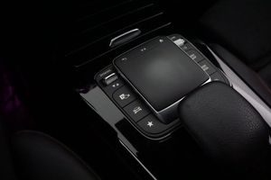 Mercedes CLA250 bild 24