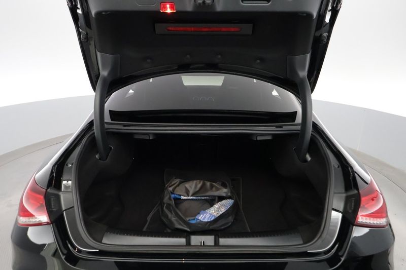 Mercedes CLA250 bild 28