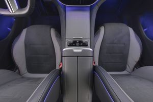 Mercedes EQE500 bild 14