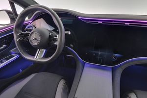 Mercedes EQE500 bild 15