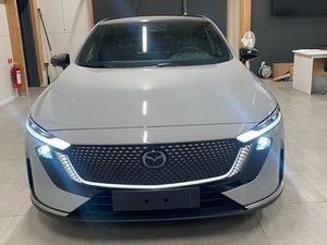 Mazda 6e bild 2