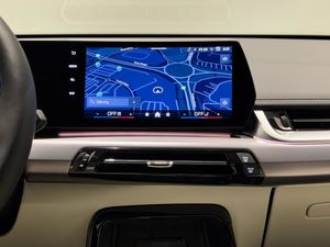 BMW iX1 bild 15