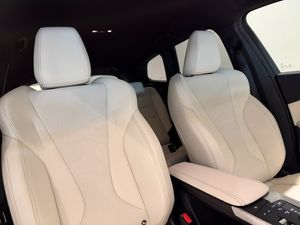 BMW iX1 bild 17