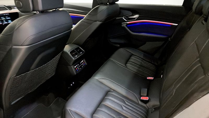 Audi Q8 e-tron bild 13