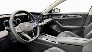 Volkswagen Passat bild 7