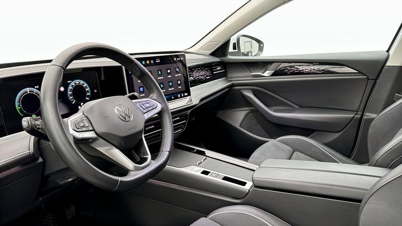 Volkswagen Passat bild 7