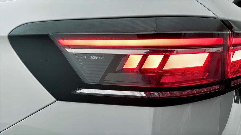 Volkswagen Passat bild 19