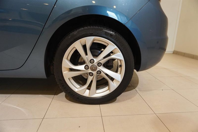 Opel Astra bild 8