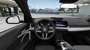 BMW iX1 bild 12
