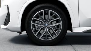 BMW iX1 bild 7
