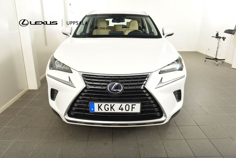 Lexus NX bild 5