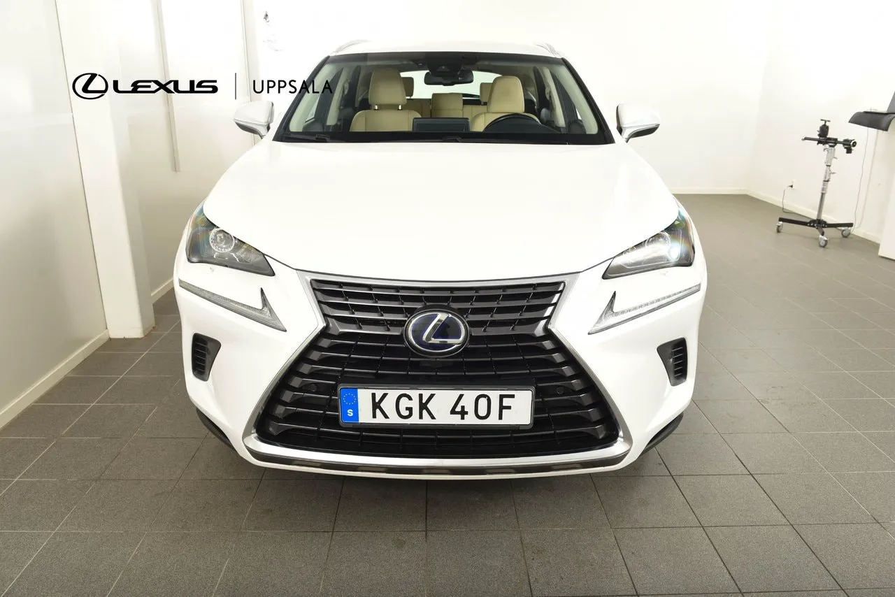 Lexus NX bild 5
