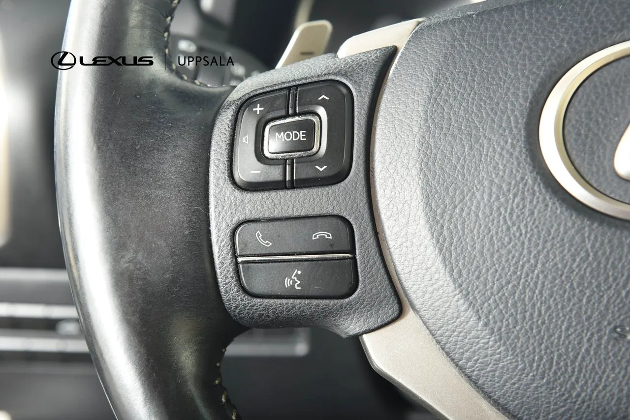 Lexus NX bild 11