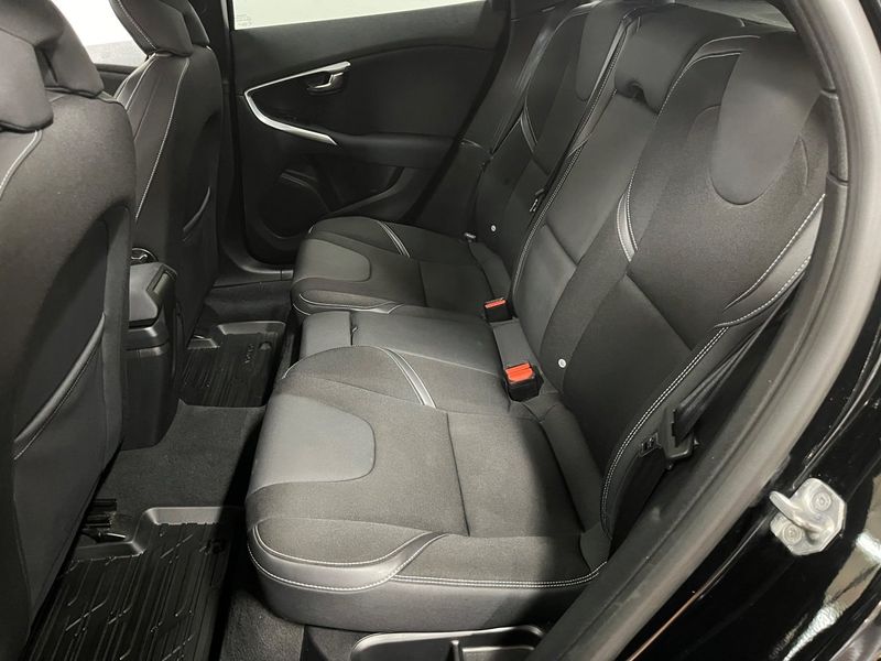 Volvo V40 bild 23